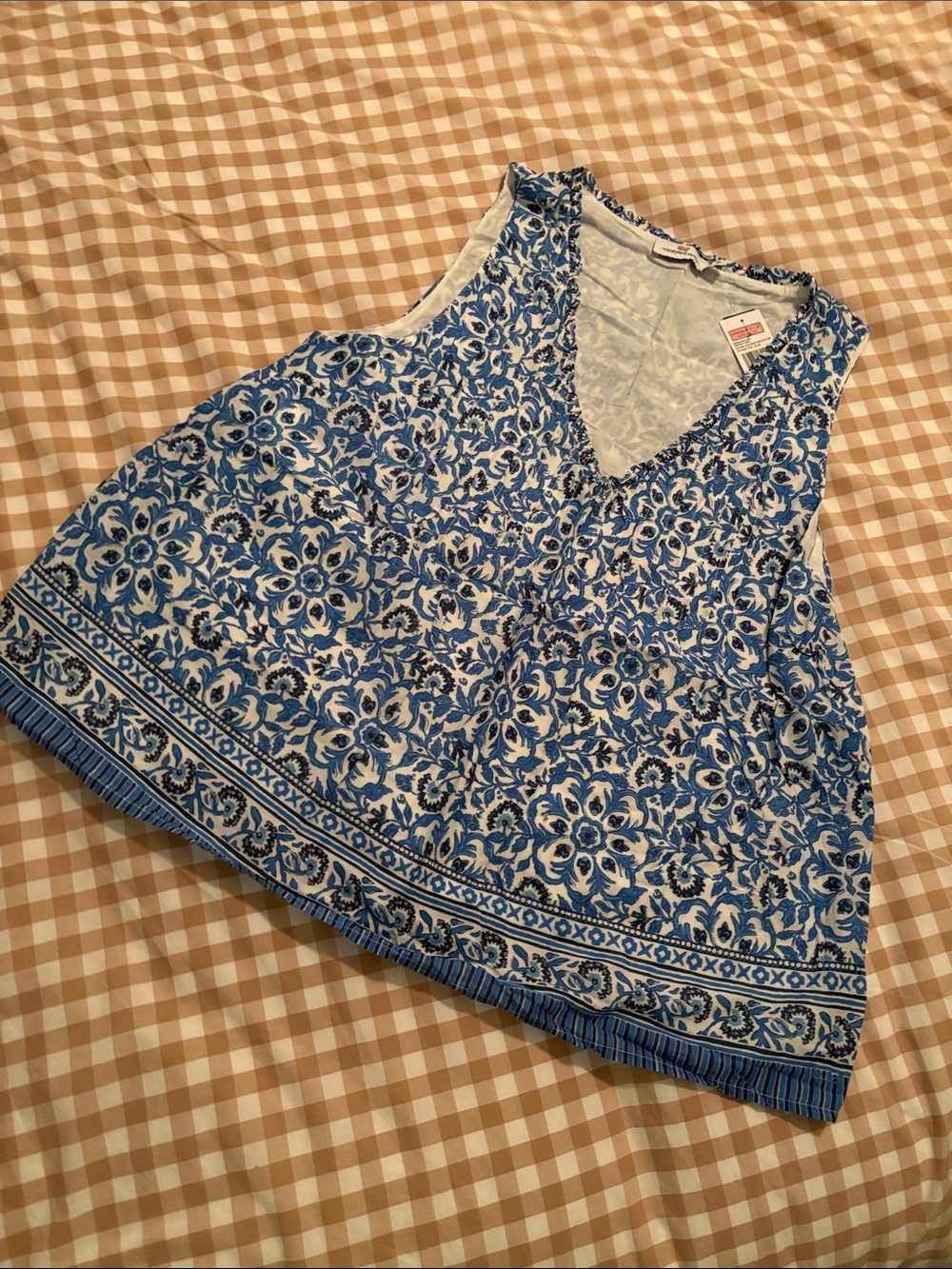 Vineyard Vines Top